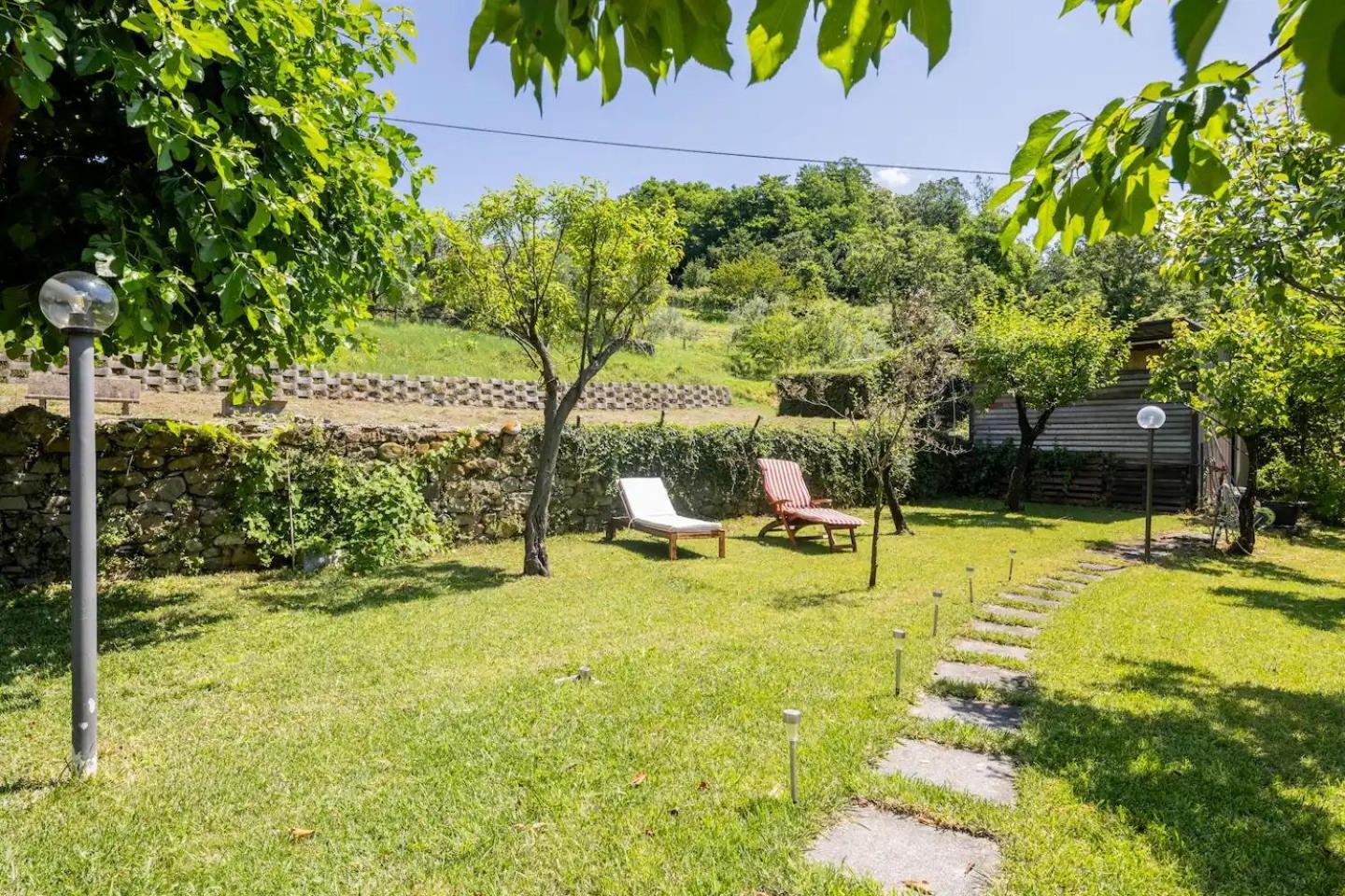 בורגטו די וארה Villa Atris מראה חיצוני תמונה
